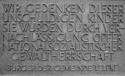 Gedenktafel Velpker Bürger.jpg Gedenktafel Velpker Bürger.jpg © Samtgemeinde Velpke